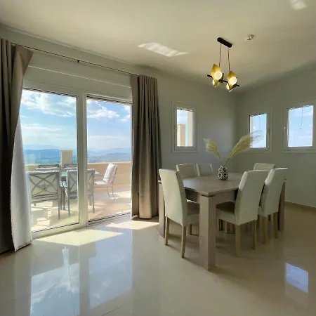Διαμέρισμα Skyview I *